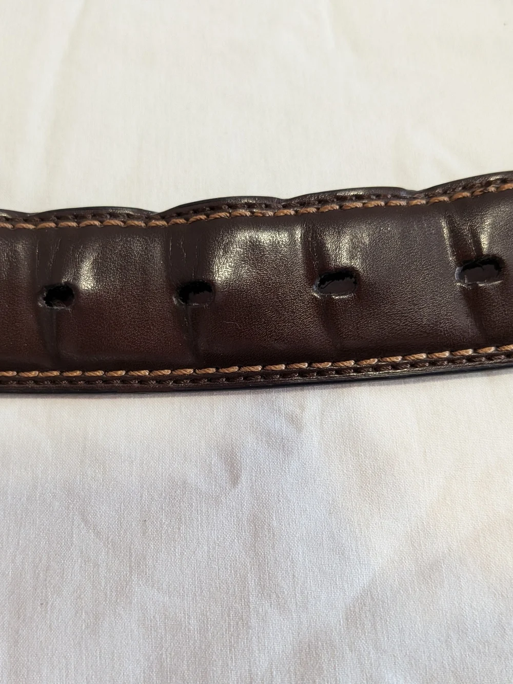 The Unbranded Brand around subtle prong